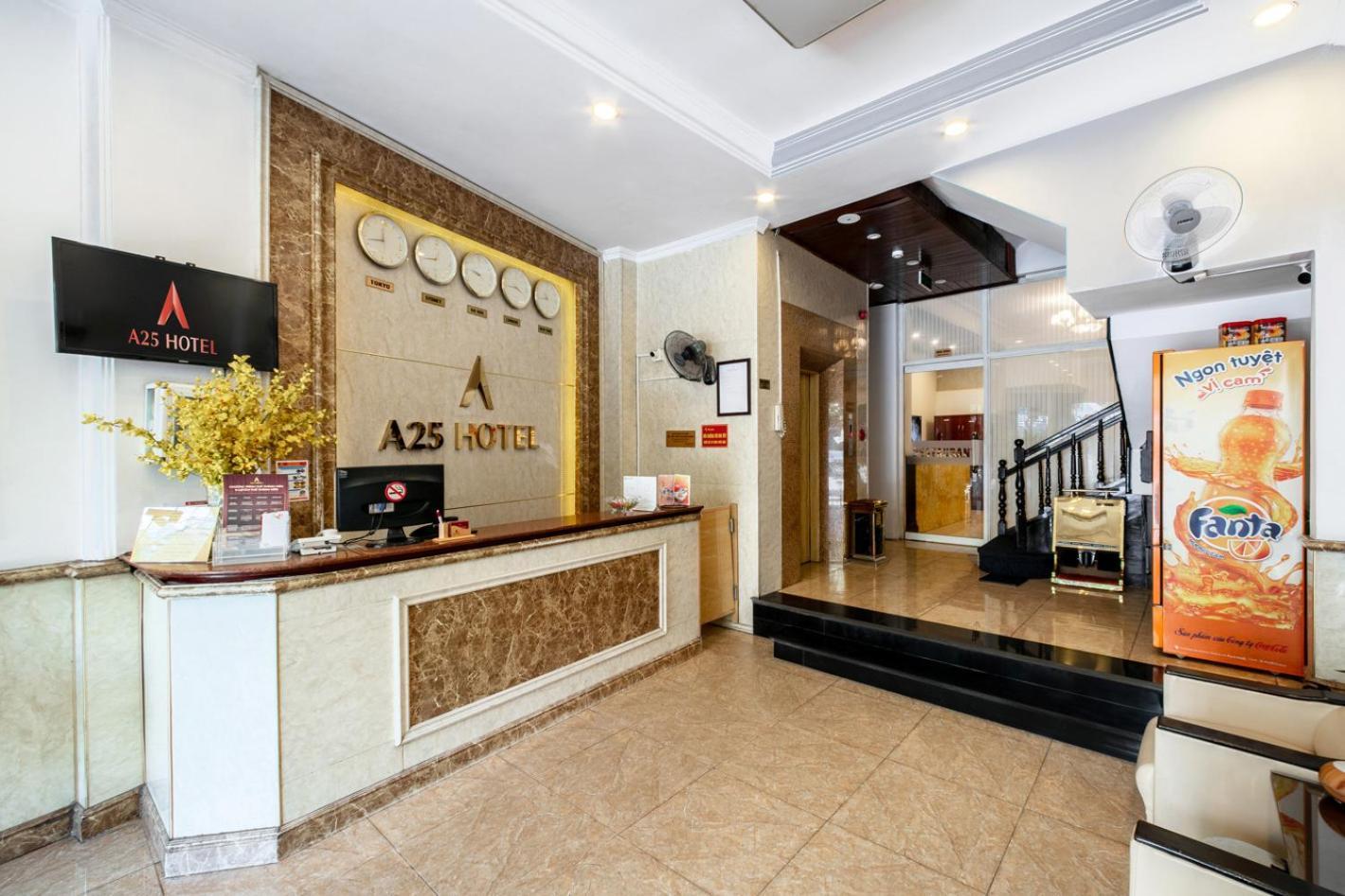 A25 Hotel - 96 Hai Ba Trung Ханой Экстерьер фото